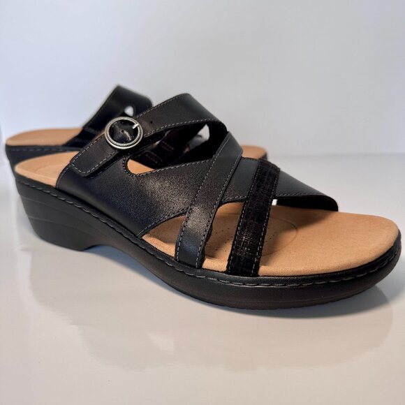 Clarks Collection Ultimate Comfort Slide Sandal, size 10W - Picture 1 of 16